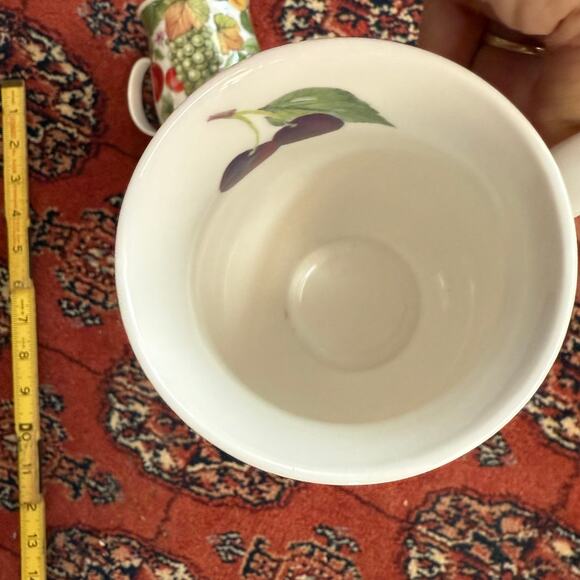 Cute Pair of Similar Fruit Pattern Porcelain Coffee Mugs Dunoon & Roy Kirkham - Picture 7 of 9